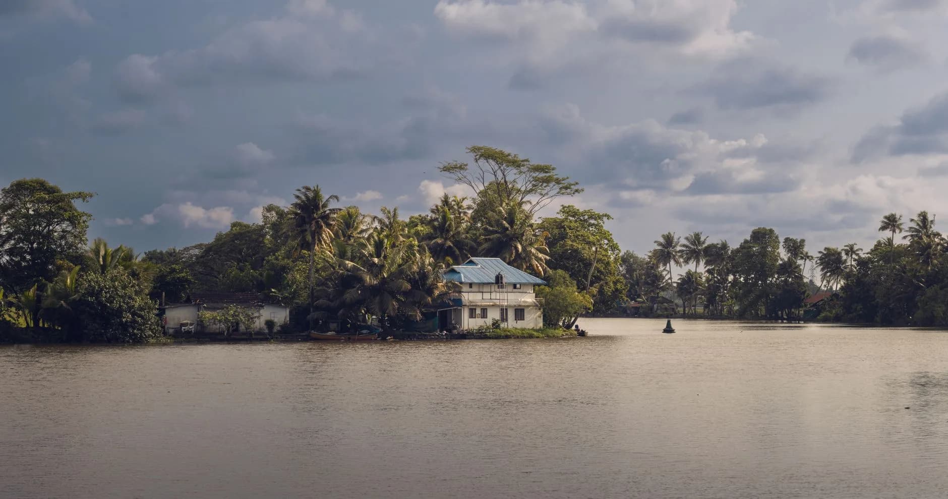 Complete Kerala — Kochi, Munnar, Thekkady, Alleppey, Kovalam