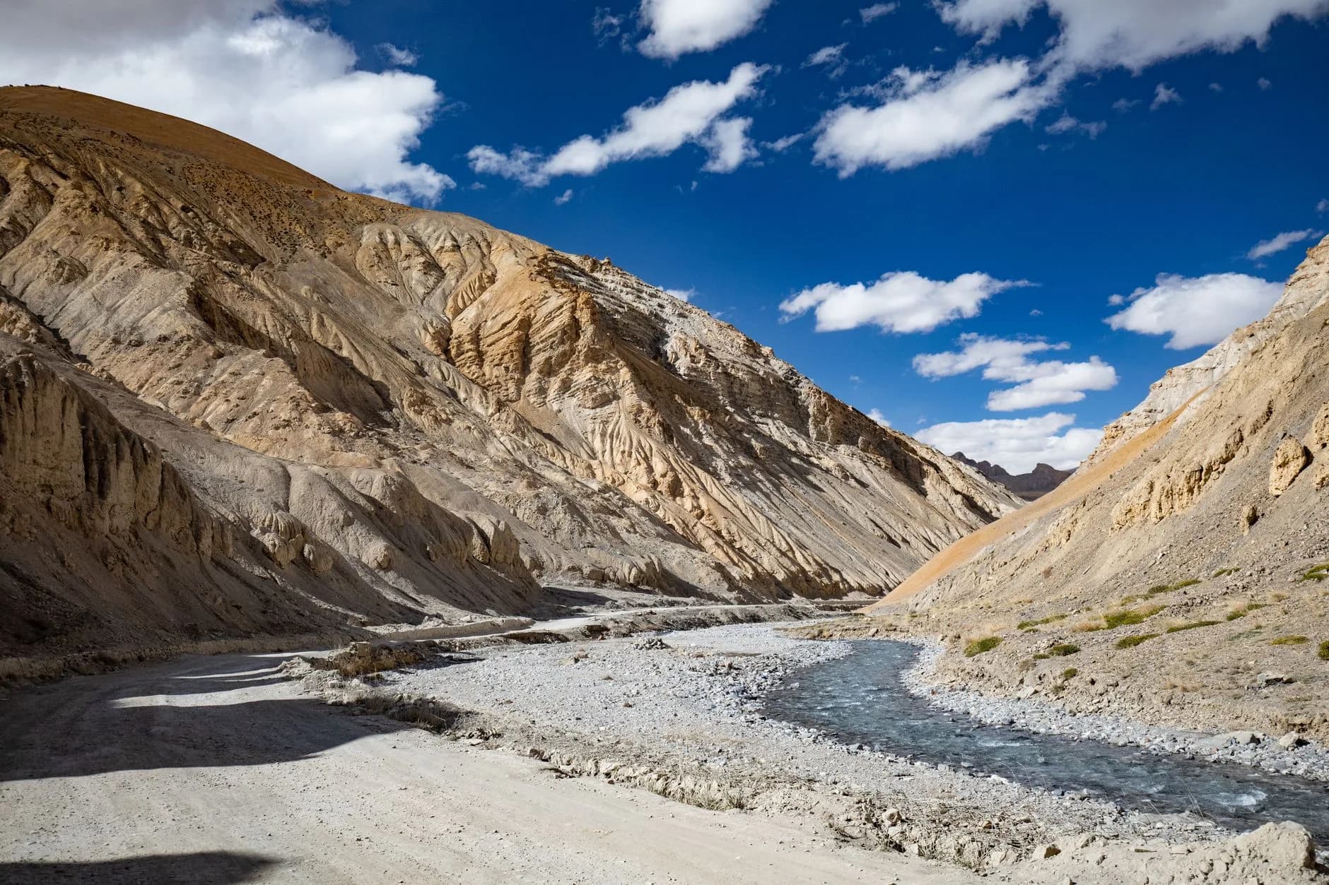 Ultimate Ladakh — Nubra, Turtuk, Pangong & Hanle (Bike)